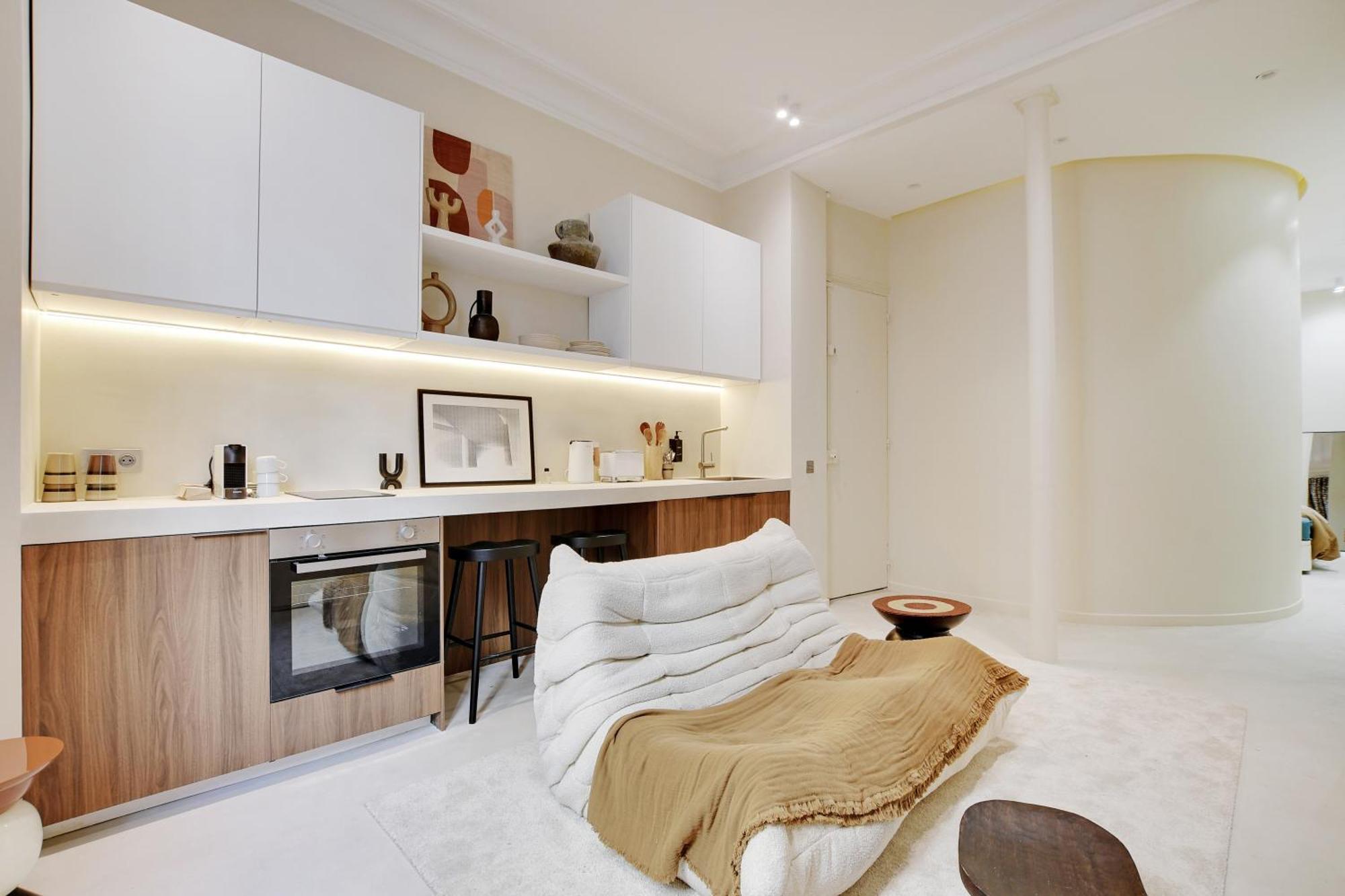 Le Petit Luxe Parisien *
